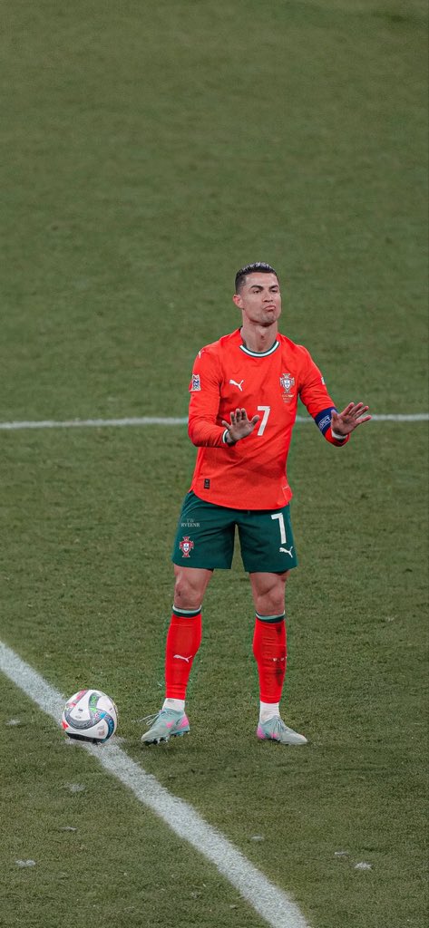 EL MEJOR FUTBOLISTA DE LA HISTORIA.