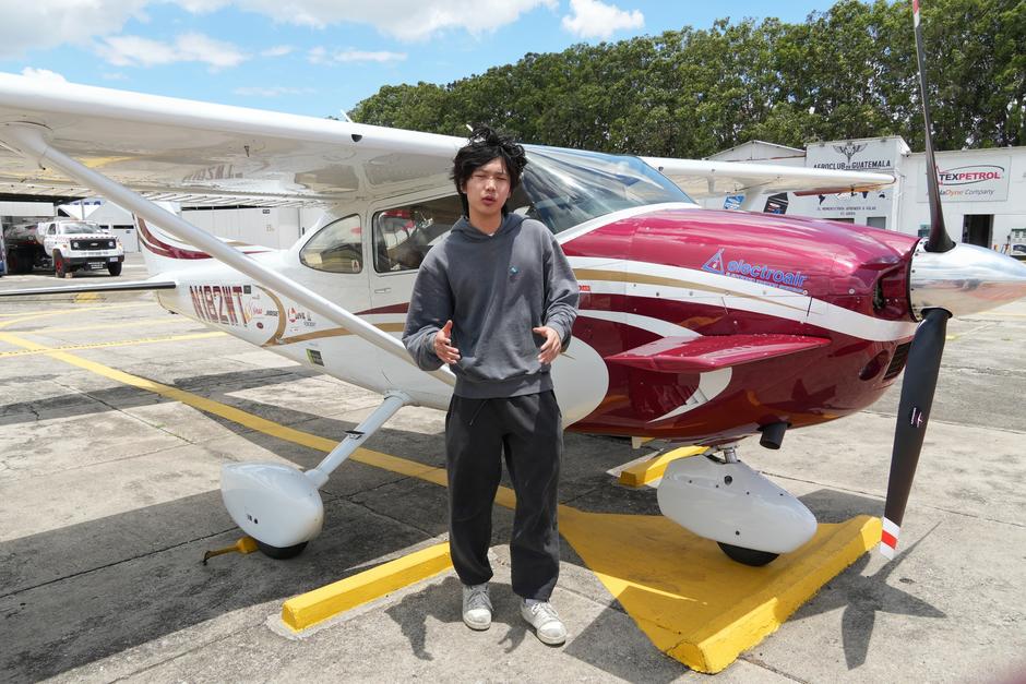 🛩 Ethan Guo, el piloto de 19 años que busca recaudar fondos para su primo con cáncer

Inspirado en la batalla que afronta su primo con cáncer, Ethan decidió emprender un viaje en solitario y recaudar fondos.

soy502.com/articulo/pilot…