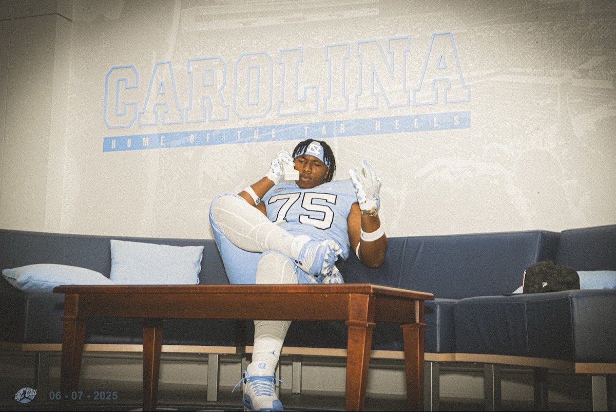 302Zion_'s tweet photo. I Like This Carolina Blue 🩵🩵🩵 https://t.co/DYlsiMrPrl