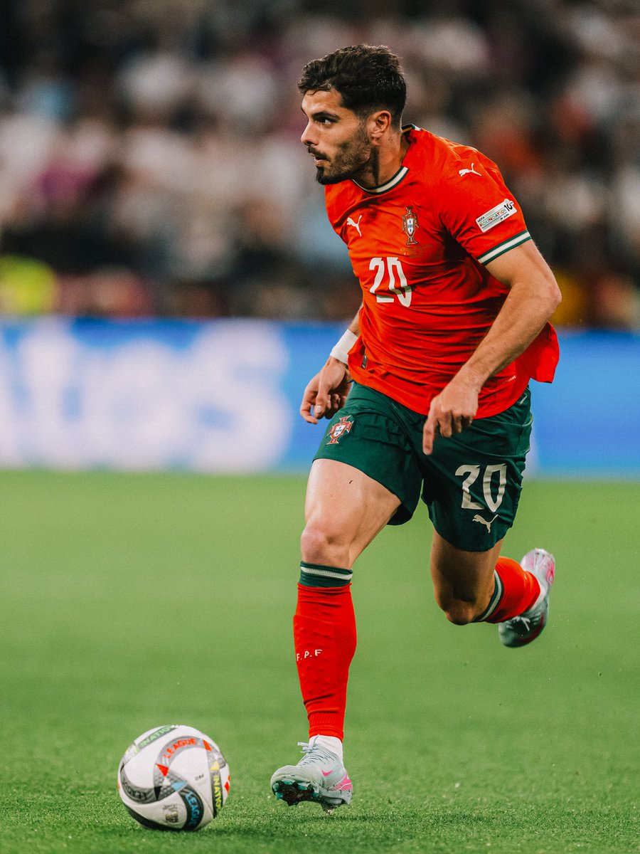 Pedro Neto. 👏😍