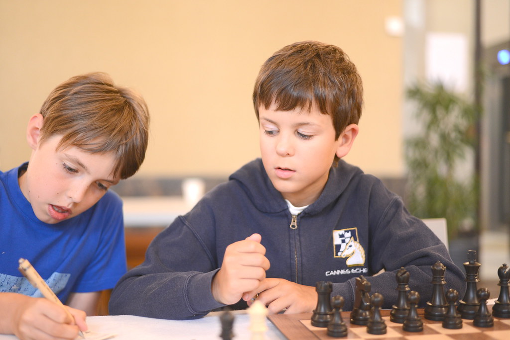 Ligue PACA Échecs (@liguepacaechecs) on Twitter photo Quel week-end extraordinaire pour le Top Jeunes à Paris pour nos clubs de la Ligue !!!
Bravo Marseille Echecs Cannes Echecs Tour Hyereoise
<a href="/escafrestephane/">escafre stephane</a> <a href="/ffechecs/">Fédération Française des Échecs</a> <a href="/Liguepacaechecs/">Ligue PACA Échecs</a> <a href="/marseille/">Ville de Marseille</a> <a href="/villecannes/">Cannes</a> <a href="/villedhyeres/">Ville d'Hyères</a> <a href="/MaRegionSud/">Région Sud</a> <a href="/LaurieDelorme12/">Laurie Delorme</a> <a href="/EloiRelange/">Eloi Relange</a> <a href="/jbmullon/">Jean-Baptiste MULLON</a> Quel week-end extraordinaire pour le Top Jeunes à Paris pour nos clubs de la Ligue !!!
Bravo Marseille Echecs Cannes Echecs Tour Hyereoise
<a href="/escafrestephane/">escafre stephane</a> <a href="/ffechecs/">Fédération Française des Échecs</a> <a href="/Liguepacaechecs/">Ligue PACA Échecs</a> <a href="/marseille/">Ville de Marseille</a> <a href="/villecannes/">Cannes</a> <a href="/villedhyeres/">Ville d'Hyères</a> <a href="/MaRegionSud/">Région Sud</a> <a href="/LaurieDelorme12/">Laurie Delorme</a> <a href="/EloiRelange/">Eloi Relange</a> <a href="/jbmullon/">Jean-Baptiste MULLON</a>