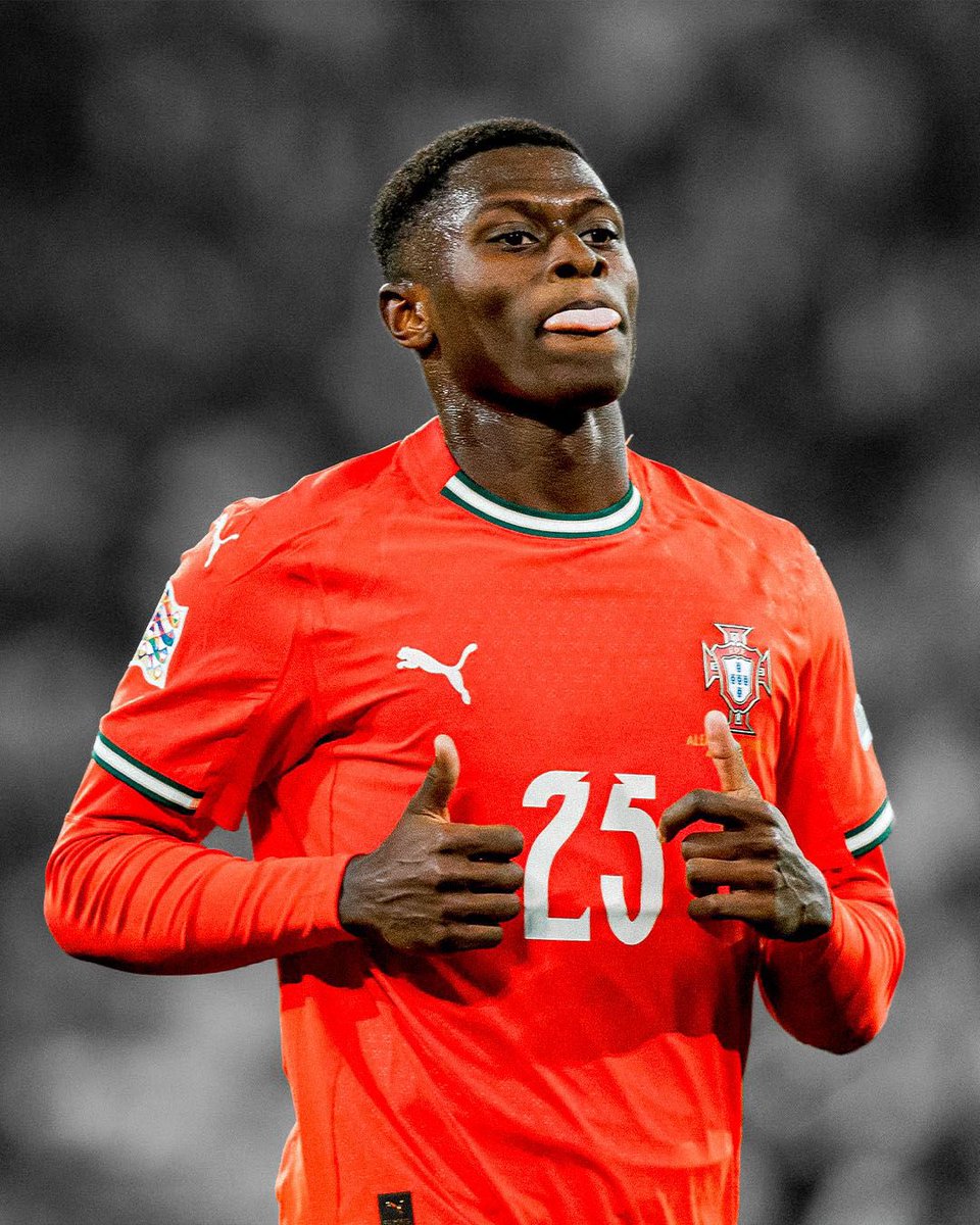 CFC_Janty's tweet image. Salah 🔒
Saka 🔒
Yamal 🔒
Nuno Mendes has locked up the best right wingers in the world 🤯