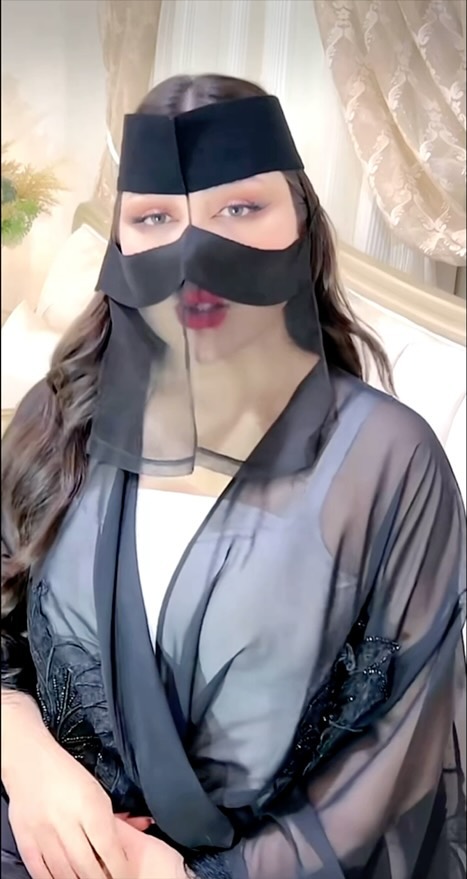 سؤال 
ما هو اجمل شيء في الزواج !؟