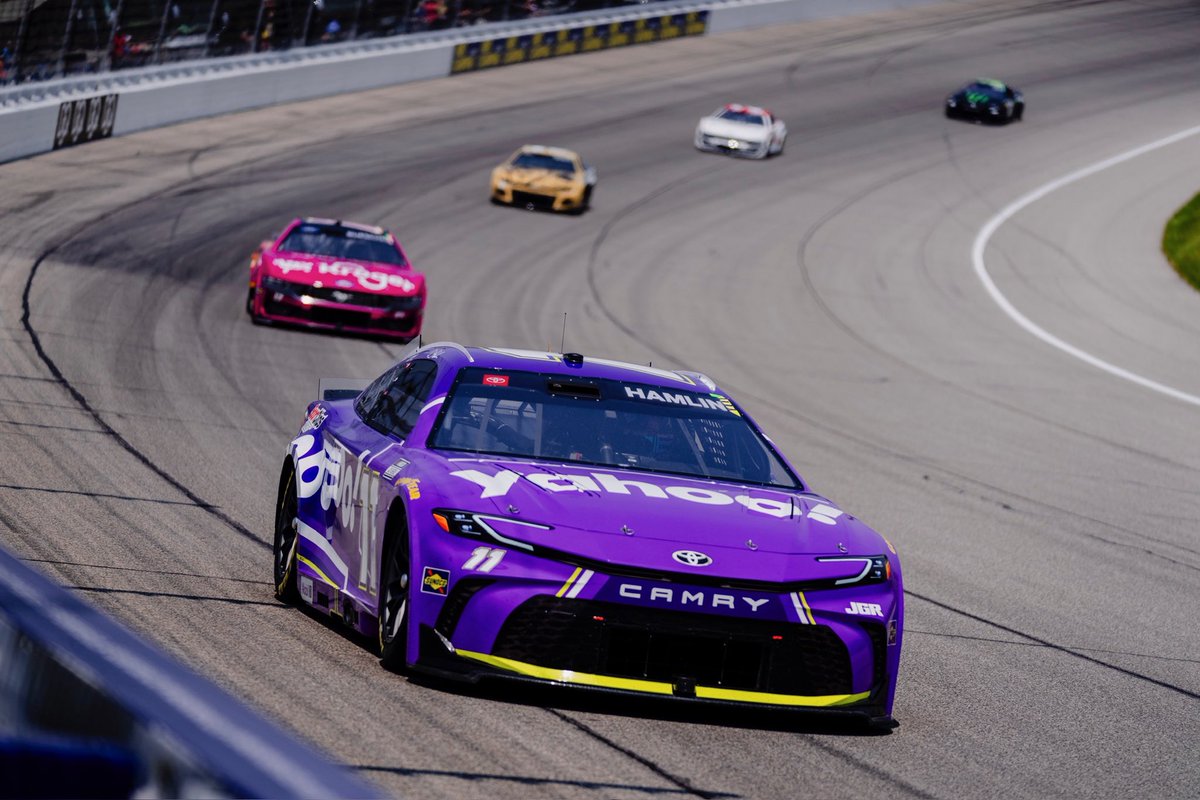 .<a href="/dennyhamlin/">Denny Hamlin</a> WINS <a href="/MISpeedway/">Michigan International Speedway</a>!!!🏁🏁🏁

#TeamToyota | <a href="/Yahoo/">Yahoo</a>