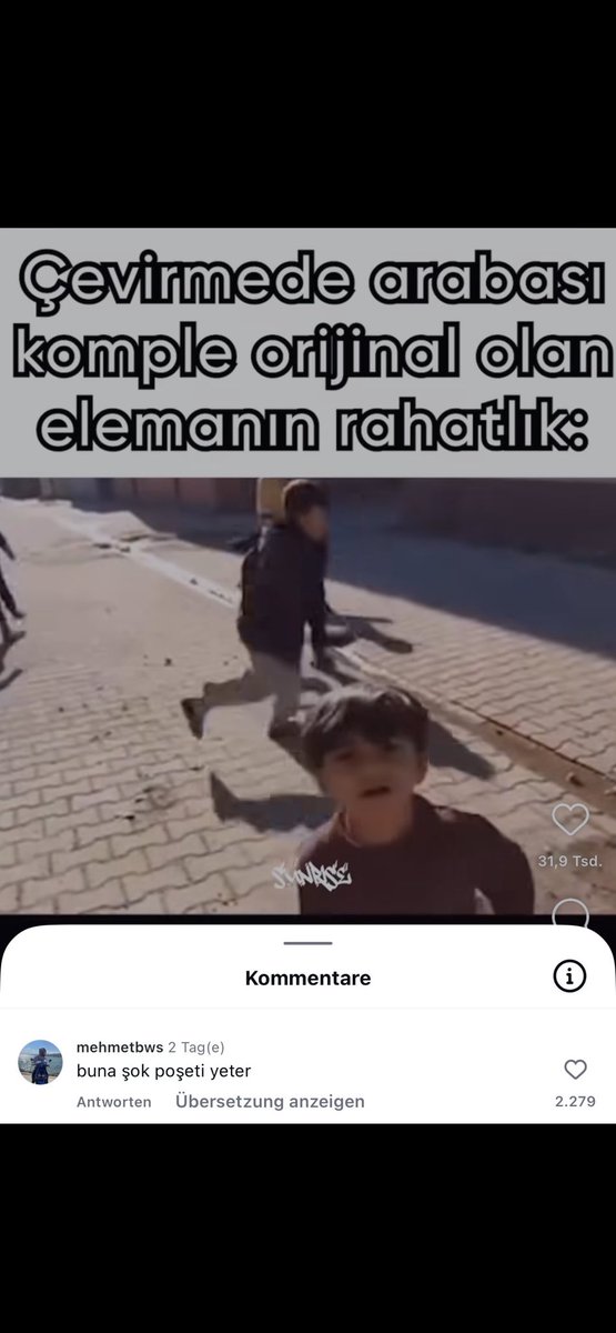 Muhamme22513800's tweet photo. Unter einem Video, in dem ein kleines Kind „Ich bin Demirtaş“ sagt, häufen sich beleidigende Kommentare – nicht von Jugendlichen, sondern von Erwachsenen.
Eine davon: , mehmetbws Lehrerin in Diyarbakır. https://t.co/BPdn4zxDeo