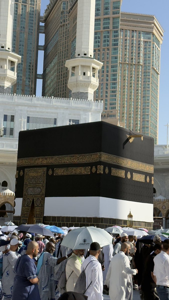 Dr_Anwar's tweet image. بفضل الله ورحمته أتممنا حجنا
أسأل الله أن يتقبل منا ويجعله حجاً مبرورا وسعياً مشكورا كان حج ميسر وسهل ولله الحمد
الشكر والامتنان لمقام #خادم_الحرمين_الشريفين و #ولي_العهد_الأمير_محمد_بن_سلمان و #شكرا_لكل_من_خدم_بالحج ليكون بهذا الشكل المميز
#نجاح_موسم_الحج
#حج_1446هـ
#حج2025
