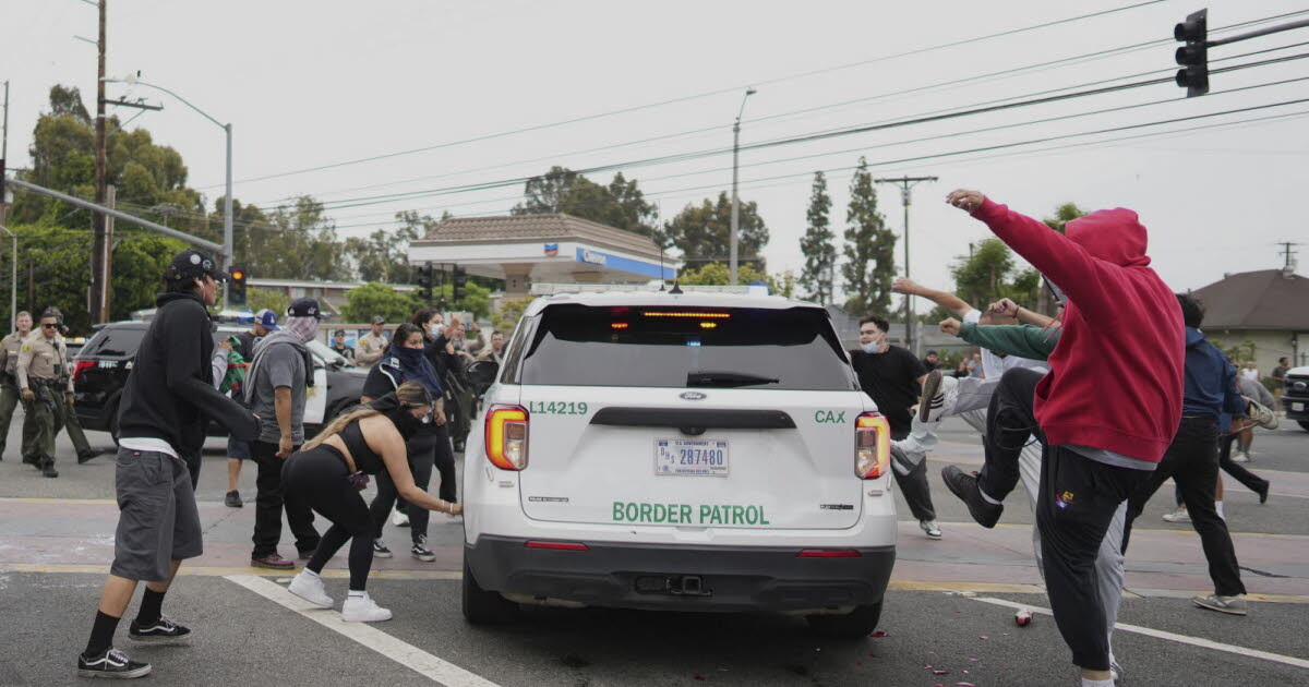 États-Unis. Immigration : pourquoi Donald Trump déploie la Garde nationale à Los Angeles
➡️ l.bienpublic.com/Lan