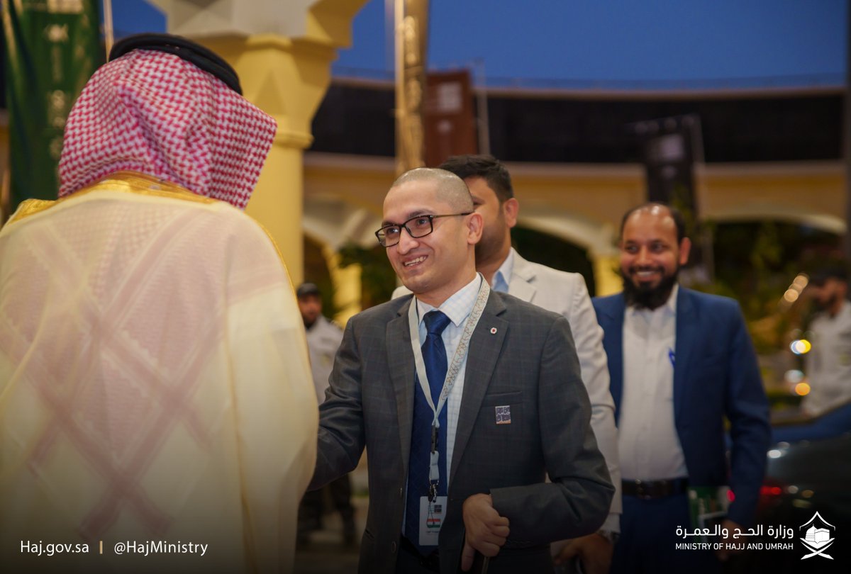MoHU_En's tweet photo. 📸 | A warm welcome and formal reception mark the arrival of guests attending the #Misk_Closing Ceremony, hosted by the Ministry of #Hajj_And_Umrah to celebrate the successful conclusion of the Hajj season. https://t.co/pDaAUeYEFf