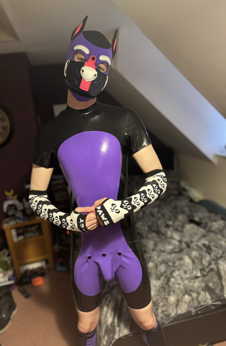 All he’s thinking about is food, new gear, being dumb dog 😇

Say hi if you see me on Saturday 👋🏼