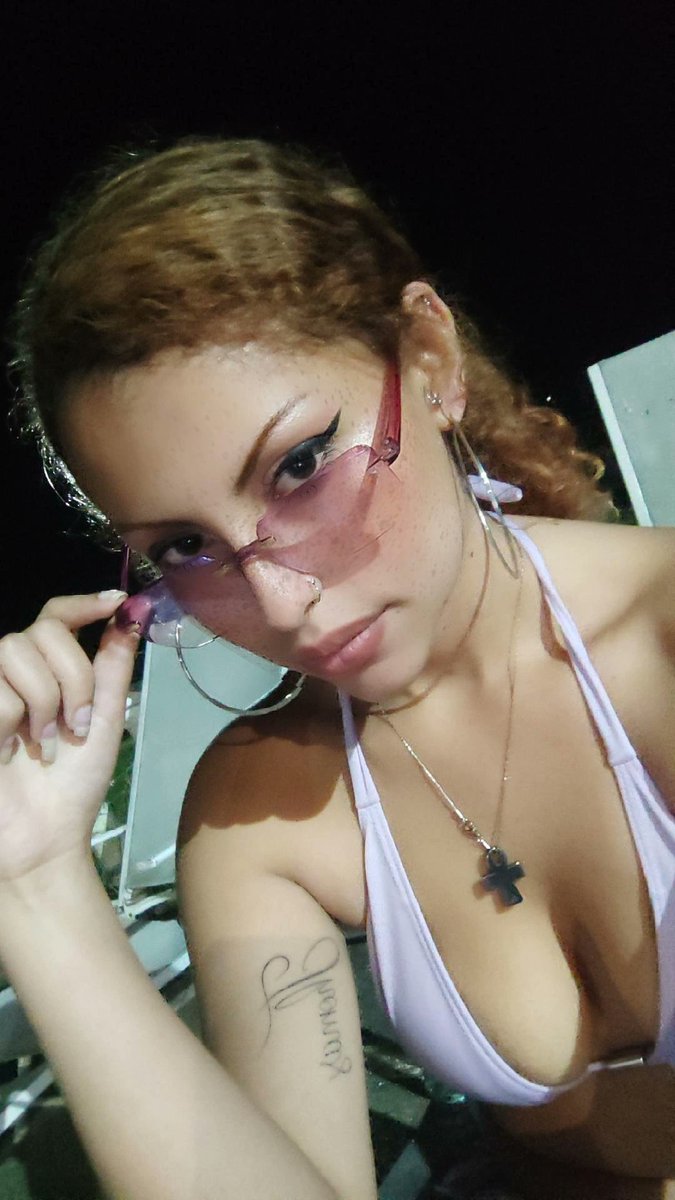 Bella Goddess tweet media