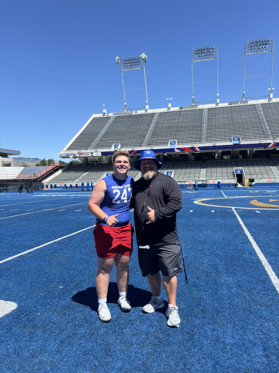 Brody Woods 2027 Long Snapper tweet media