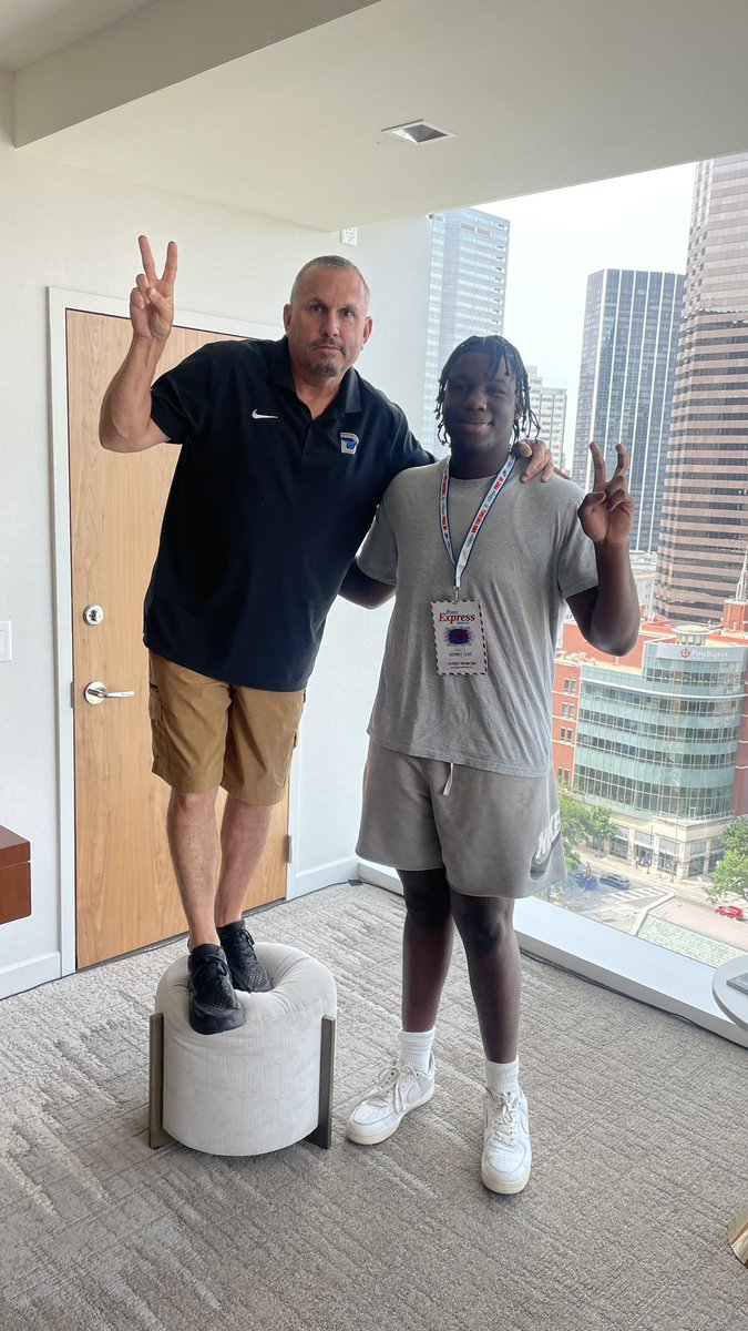 Avery morcho tweet media