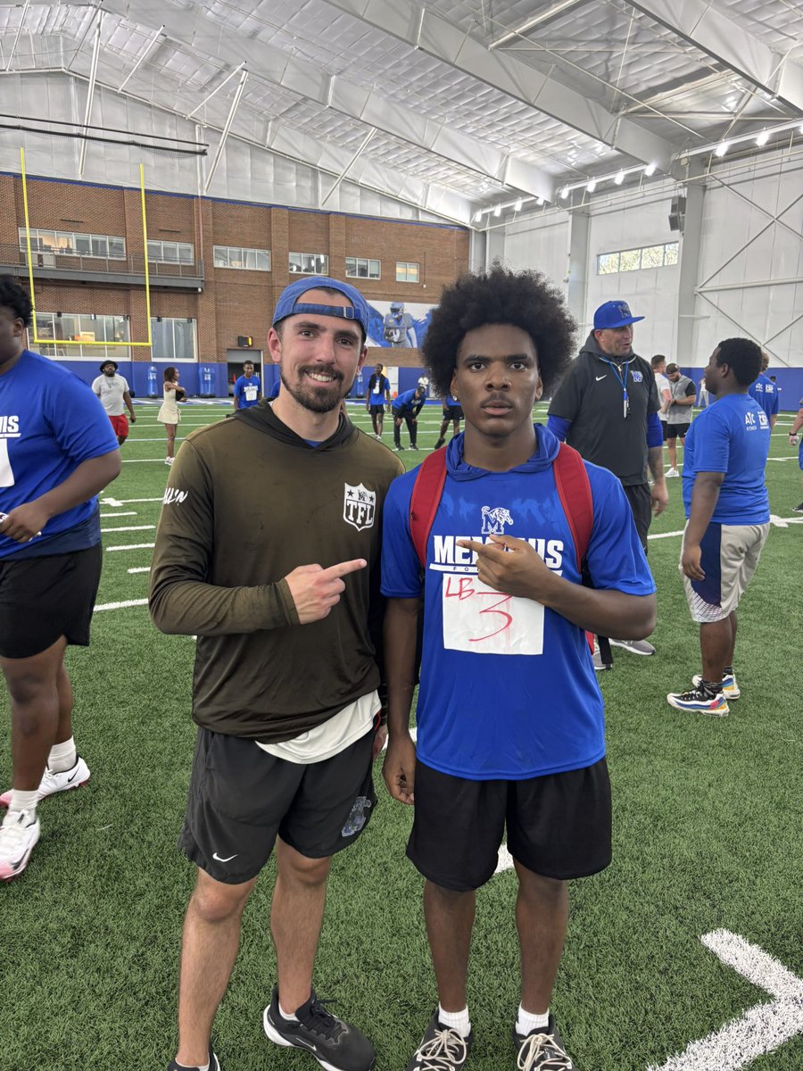 _AmariEvans's tweet photo. Had a great camp today @MemphisFBRec @CoachStraniero @BakerParrish_  @HankinsJordon https://t.co/P6l6OaMKyy
