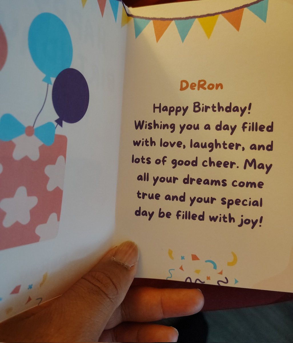 cltnc80sfella's tweet photo. Had an amazing birthday weekend, Good People! 2 dinner outings and fun with family. What may be plain and simple to some was exactly what I needed and it reminded me how Blessed I am to be alive and well for it. #CHAPTER45 ๐๐๐๐ https://t.co/8duI2uDGHf