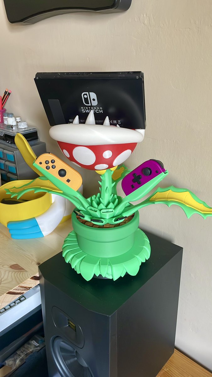 Guapísimo el stand que le conseguí a los peques 😱🤩