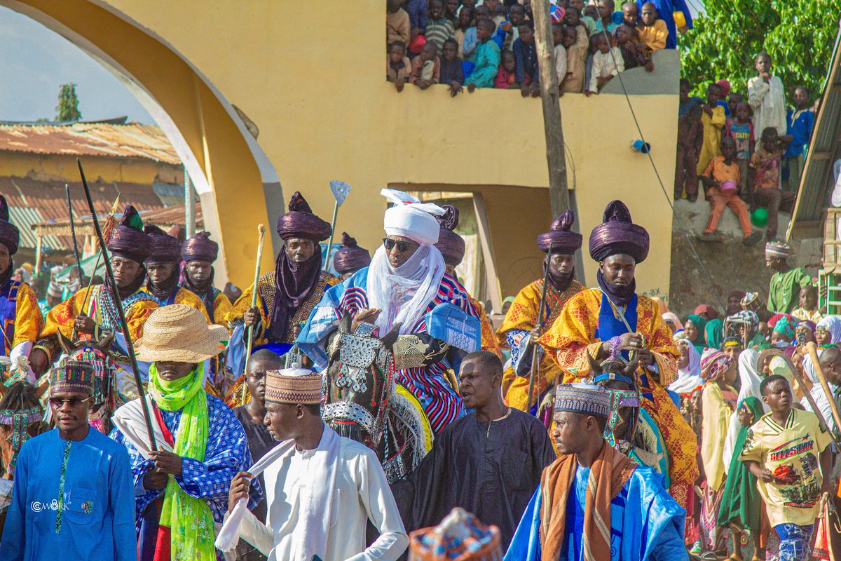 MuazuNuhu_B's tweet photo. THIRD AND FINAL DAY OF 2025 EID-EL-ADHA CELEBRATION / FESTIVITIES.
TRADITIONAL HAWAN DAUSHE #Zazzau Emirate https://t.co/FQnhr7SFKN