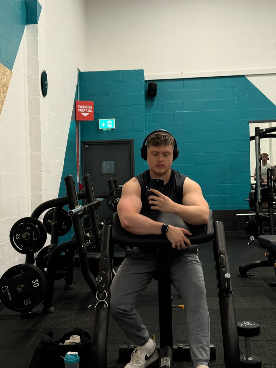 bxshell_'s tweet image. ka-chow