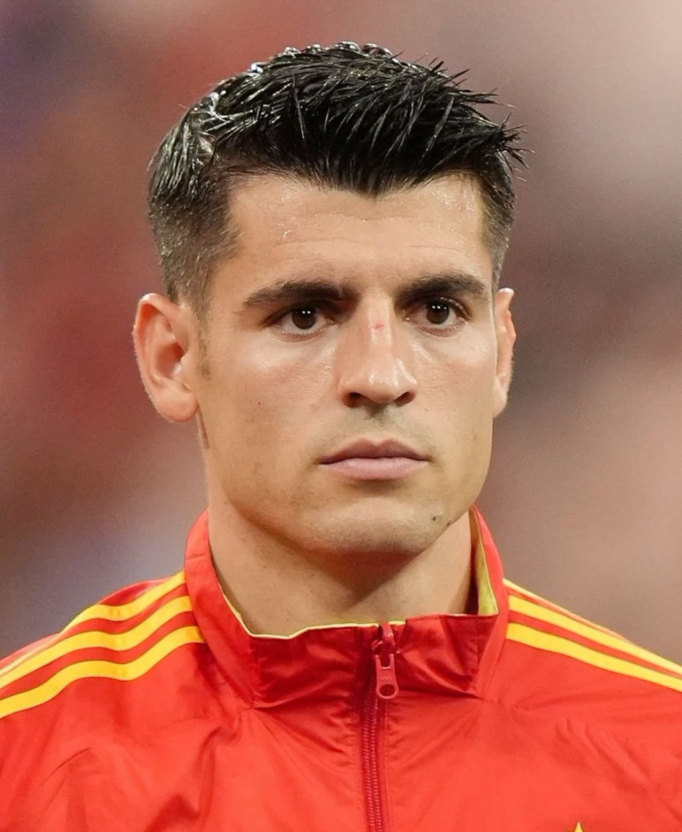 king bu kutlamalara da çıkmak istemedi herhalde amk