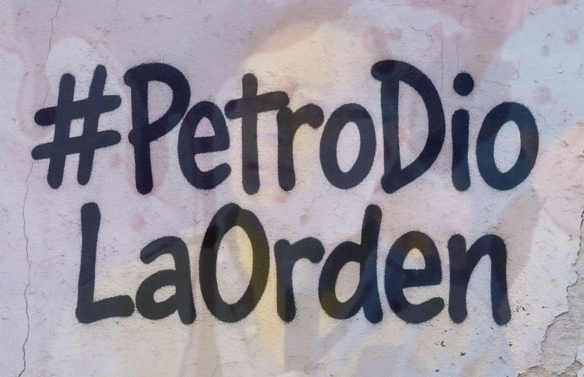 <a href="/Setulus1/">Mario Javier Gallo. ULTOV 85</a> <a href="/EfrainCepeda/">Efrain Cepeda</a> <a href="/petrogustavo/">Gustavo Petro</a>
