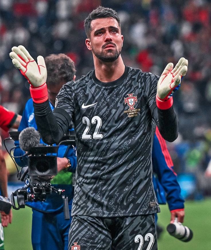 É sempre um prazer ver te a defender as minhas cores Diogo Costa ❤️