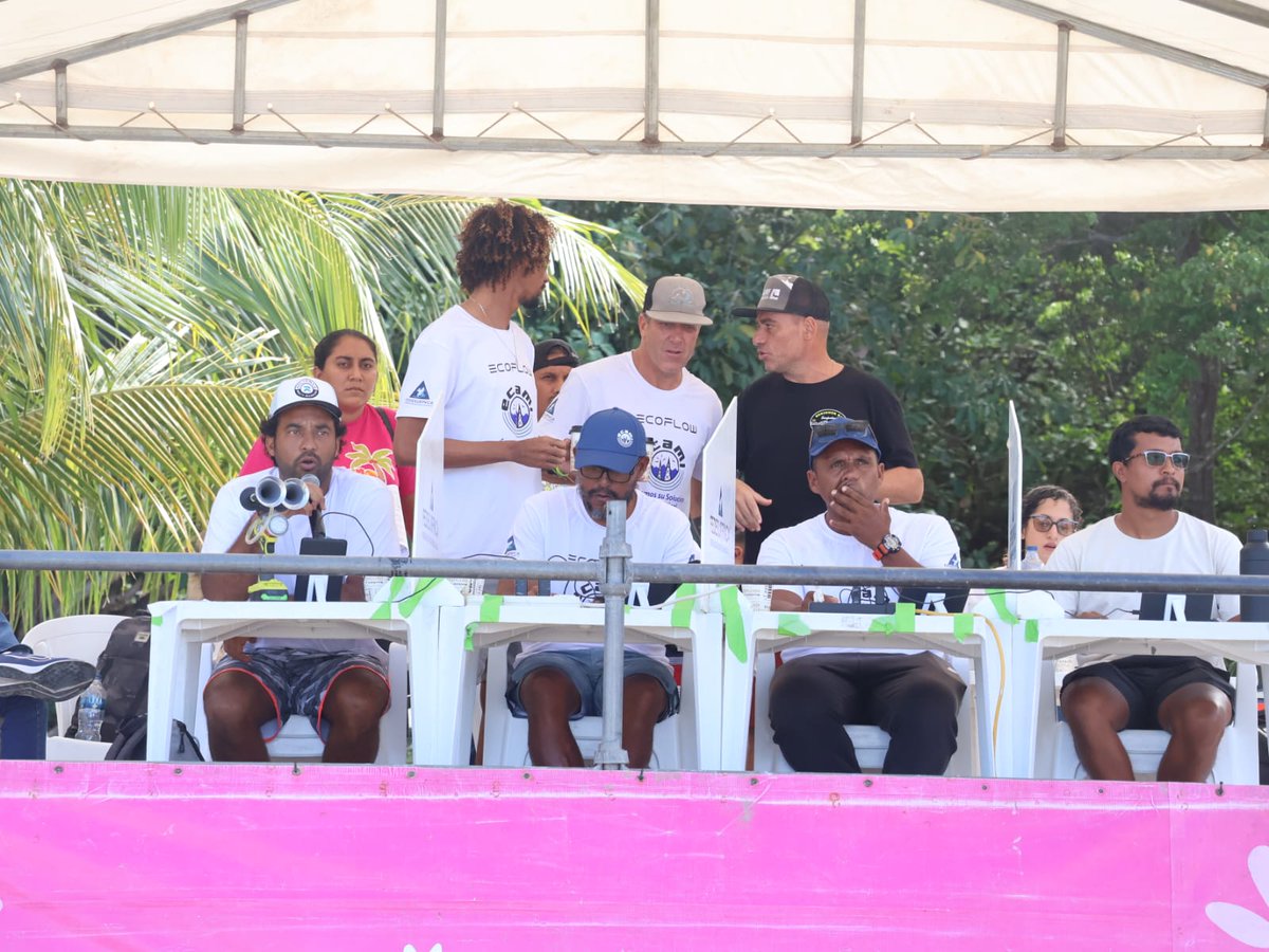 En desarrollo el Circuito Nacional de Surf desde playa Maderas, San Juan del Sur. 

#NicaraguaFascinanteIrresistible 
#NicaraguaÚnicaOriginal