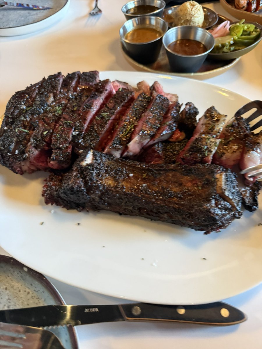 gigagriff's tweet image. $GIGA is unique because there will forever be tangible things to “flip” and work on.

Time based capitulation will kill anybody.

There must be constant progress. 

Pepe?

Doge?

Solana?

Nike?

Red Bull?

AG1?

Liquid IV?

Amazon?

Ranches?