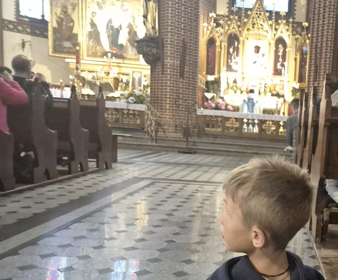Pregunta de niños: ¿Cómo se si esta Dios?
¿Que le dirías?