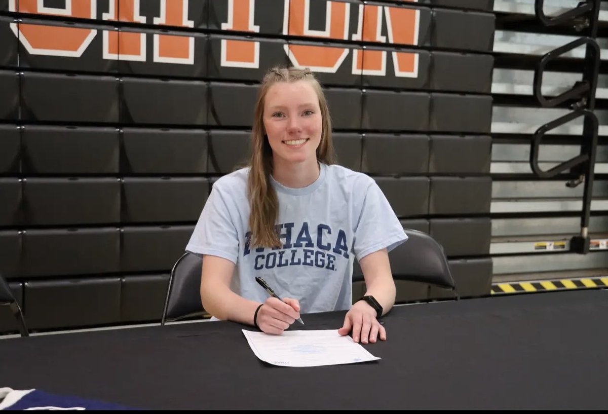 Stoughton Wrestling tweet media