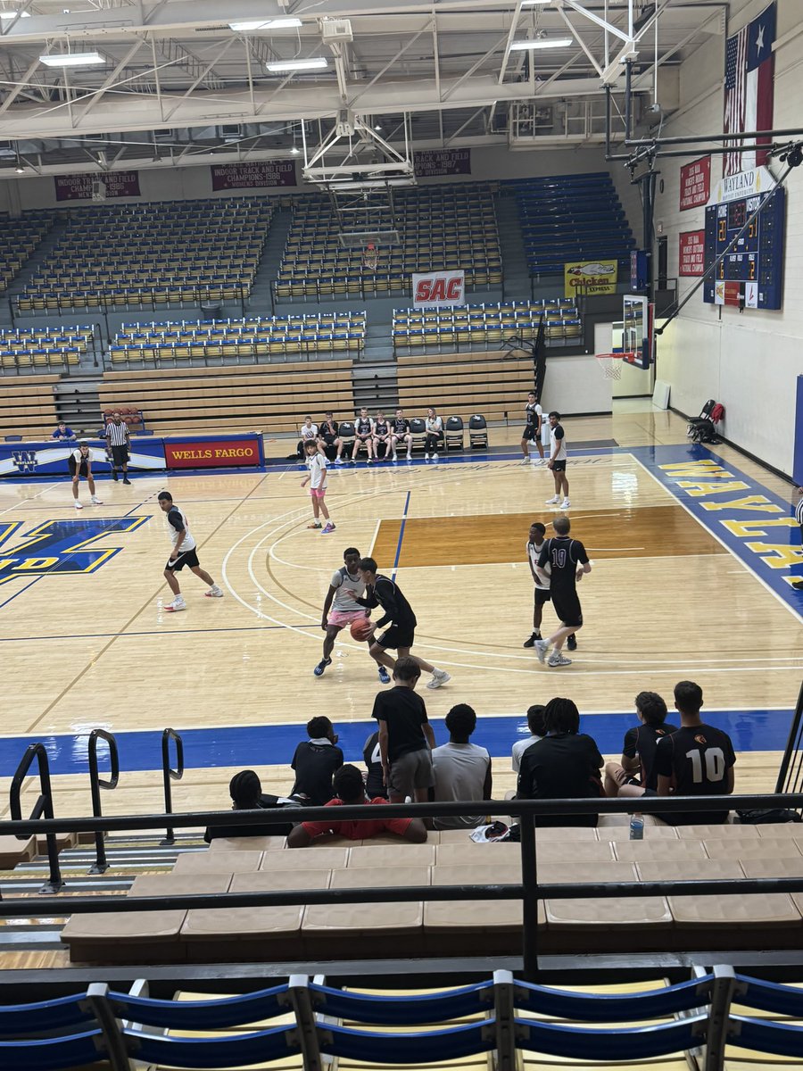 Plainview Bulldog Basketball (@dogs_hoops) on Twitter photo Our guys got out and competed this week against some great teams. Thank you to <a href="/CoachCGalyean/">Clint Galyean</a> and <a href="/WBUBasketball/">Wayland Baptist Basketball</a> for hosting a great Team Camp this weekend.
#Building #DogsHoops
<a href="/806hsscmedia/">Jasone Pearson</a> <a href="/EliteSports806/">ELITE SPORTS MEDIA</a> <a href="/hoopinsider/">Hoopinsider</a> <a href="/Tabchoops/">𝙏𝘼𝘽𝘾🏀📋</a> <a href="/STBA_TX/">STBA-TX.com</a> <a href="/pchristy11/">Pete Christy</a> <a href="/ReeceNWrites/">Reece Nations</a> Our guys got out and competed this week against some great teams. Thank you to <a href="/CoachCGalyean/">Clint Galyean</a> and <a href="/WBUBasketball/">Wayland Baptist Basketball</a> for hosting a great Team Camp this weekend.
#Building #DogsHoops
<a href="/806hsscmedia/">Jasone Pearson</a> <a href="/EliteSports806/">ELITE SPORTS MEDIA</a> <a href="/hoopinsider/">Hoopinsider</a> <a href="/Tabchoops/">𝙏𝘼𝘽𝘾🏀📋</a> <a href="/STBA_TX/">STBA-TX.com</a> <a href="/pchristy11/">Pete Christy</a> <a href="/ReeceNWrites/">Reece Nations</a>