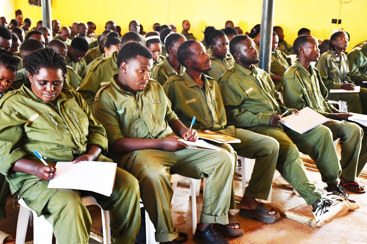Commissioner Hellen (@hellenseku) on Twitter photo Hon.Godfrey Kiwanda Suubi, the Vice Chairperson of NRM in Buganda region, delivered a lecture of opportunity to 200 youth who are undergoing a 12-day ideological training course <a href="/NaliUganda/">NALI Kyankwanzi</a>
He urged the youth to promote the ideology of interest against identity. Hon.Godfrey Kiwanda Suubi, the Vice Chairperson of NRM in Buganda region, delivered a lecture of opportunity to 200 youth who are undergoing a 12-day ideological training course <a href="/NaliUganda/">NALI Kyankwanzi</a>
He urged the youth to promote the ideology of interest against identity.