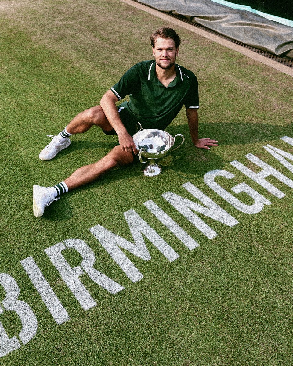 First in 25 years 🙌 🇫🇮  

Otto Virtanen becomes the second Finnish player to win a grass-court title, following Tuomas Ketola’s triumph in 2000

#ATPChallenger | <a href="/tennisfi/">Suomen Tennisliitto</a>