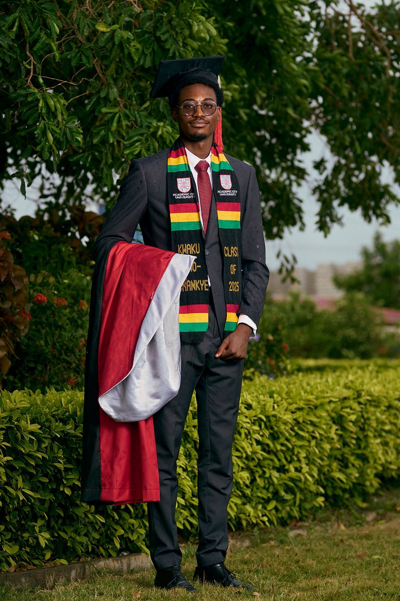 kwaks_a's tweet image. First Class, BSc. Artificial Intelligence