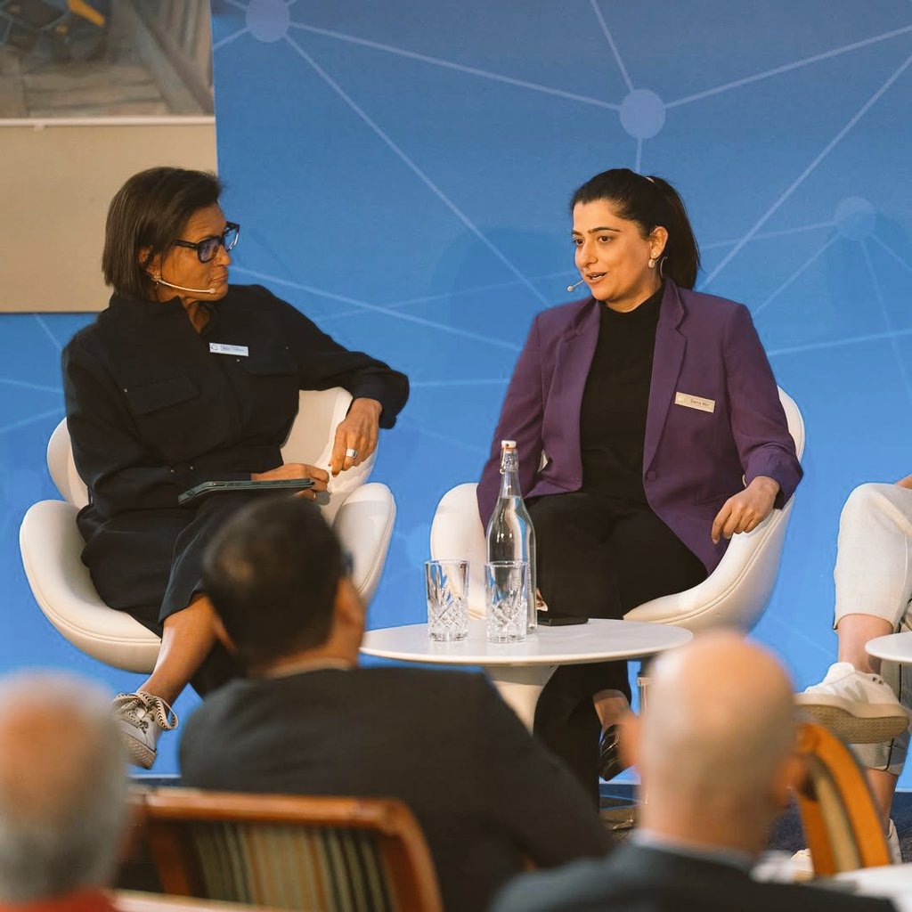 Shiraz Mughal (@shirazmughal17) on Twitter photo Former Pakistan Women's team captain Sana Mir shines at the World Cricket Connects panel discussion at the Lords Cricket Ground 🏏
<a href="/mir_sana05/">Sana Mir ثناء میر</a> Former Pakistan Women's team captain Sana Mir shines at the World Cricket Connects panel discussion at the Lords Cricket Ground 🏏
<a href="/mir_sana05/">Sana Mir ثناء میر</a>