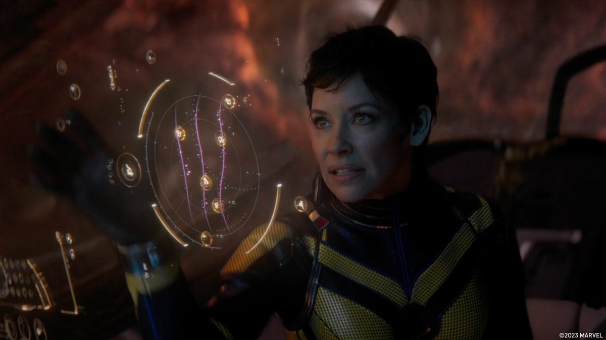 BringBackWasp's tweet photo. In another universe:🚨“This is Hope Van Dyne, contacting Avengers Tower. I’m with a few survivors, but Dr. Doom is right behind us! 🚨
We need backup NOW. Can anyone copy? This is Hope Van Dyne, and we need back#%…. *No signal*”
#Avengers #BringBackTheWasp #AvengersDoomsday https://t.co/jWKXcYiS24