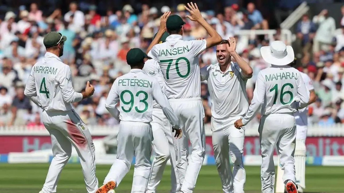 mid_day's tweet photo. IN PHOTOS | WTC Final: Mark Boucher picks THESE two players who can be key to South Africa's success
#MarkBoucher #southafrica #wtcfinal
https://t.co/zcEfdiKQRC https://t.co/FAXRQnCwmF