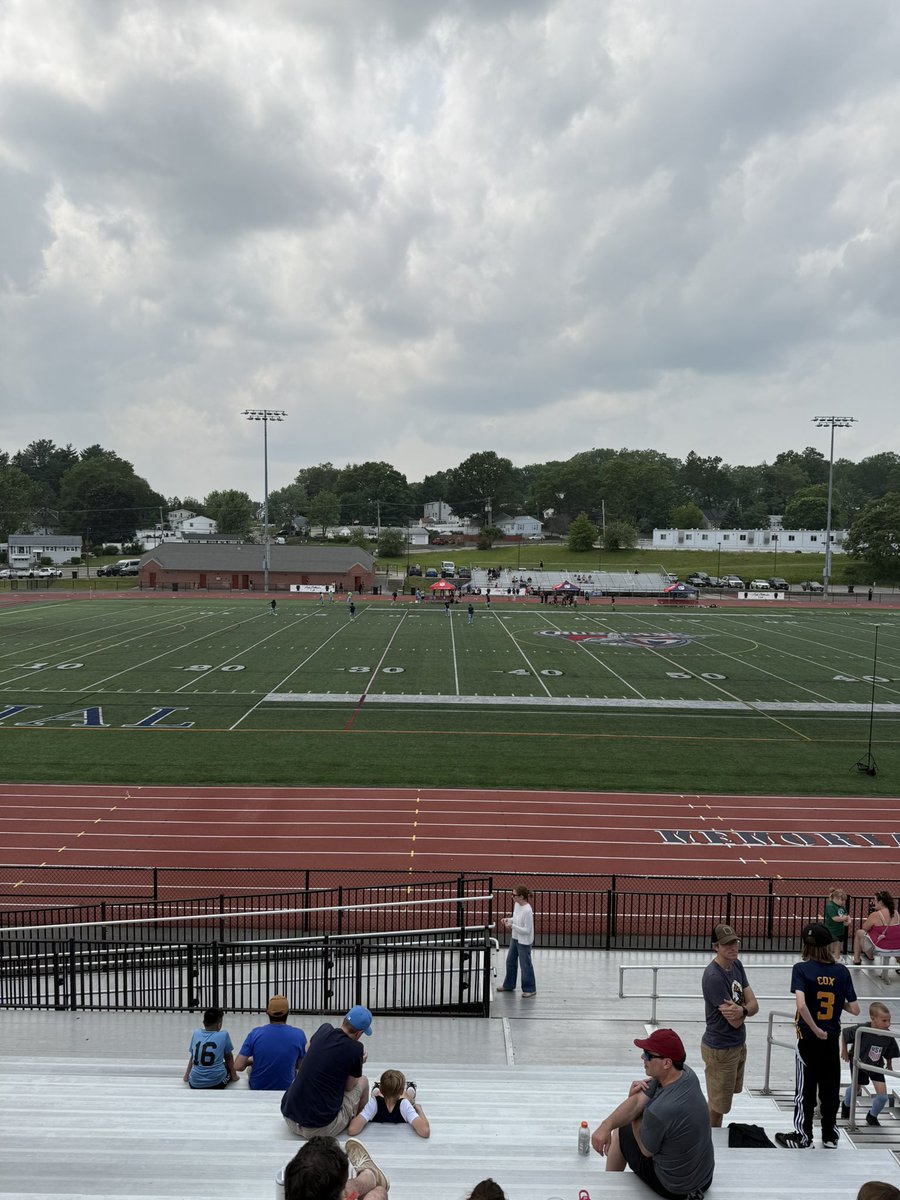 SethMan31's tweet photo. .@elfarolito_npsl winning 1-0 at the half. 

Yabur with the goal. Benson with two good opportunities. One went wide and the second forced a big save from Jahn. https://t.co/gtOLJEAsb2