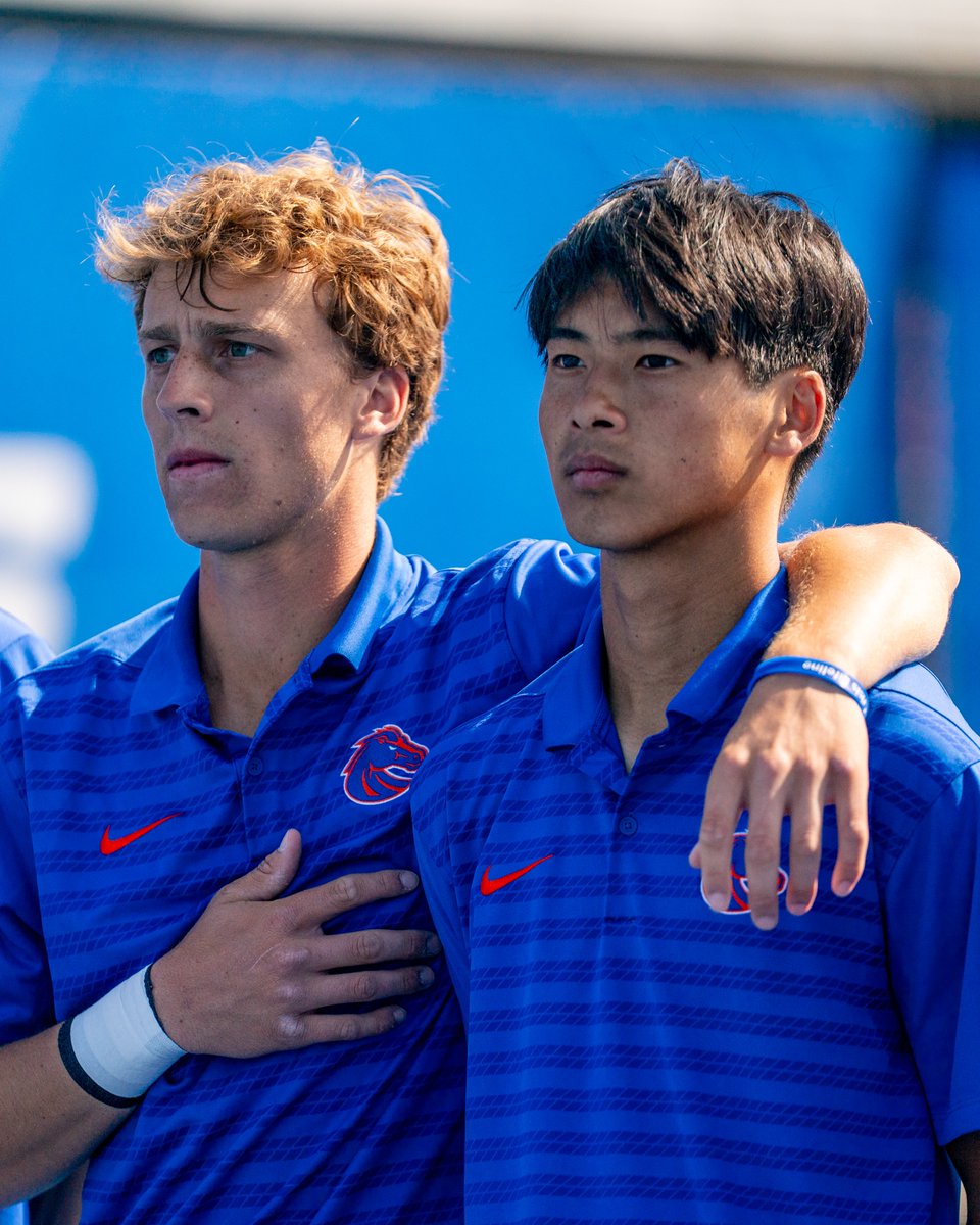 BroncoSportsMTN's tweet image. Happy 𝐍𝐀𝐓𝐈𝐎𝐍𝐀𝐋 𝐁𝐄𝐒𝐓 𝐅𝐑𝐈𝐄𝐍𝐃 𝐃𝐀𝐘! 😎
#BleedBlue | #WhatsNext