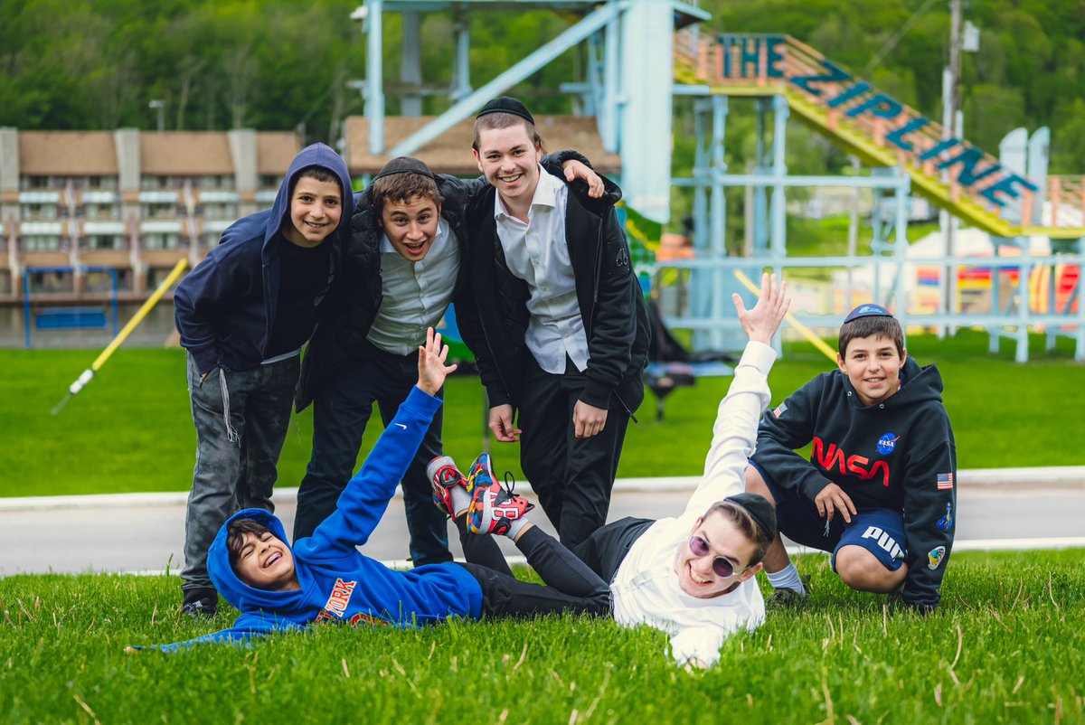 Next best place to Har Sinai to receive the Torah? TheZone.🏕️⚡️Scroll through the Erev Shavous pregame — just warming up for the electric all-night learning.🔥🔥🔥

#sinaienergy #oneminyan #shavousstyle