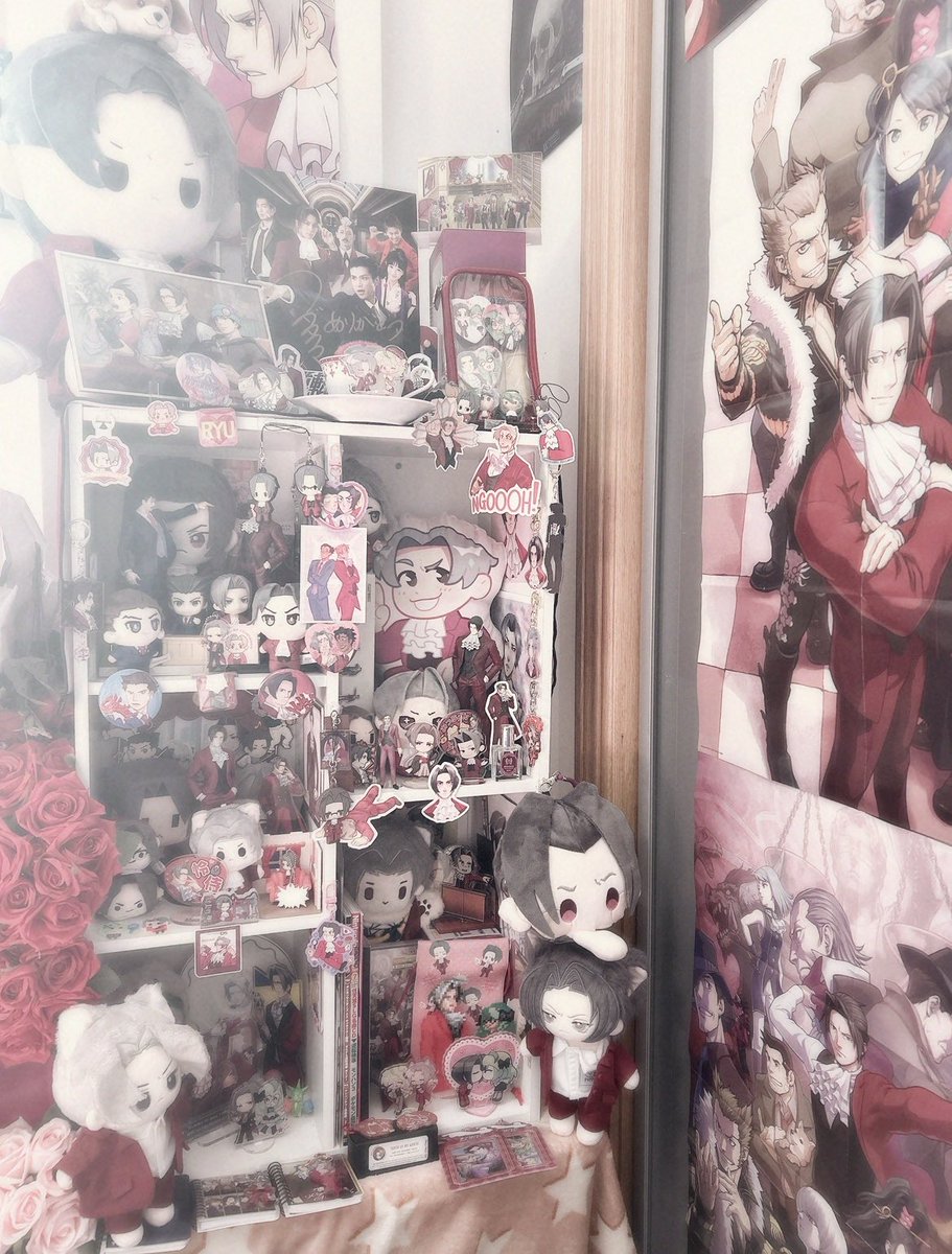 Hehe THATS ME!! 🫶💕

Miles Edgeworth kisser and lover!!! 🫶💕 My beloved… 

Sharing ok! 🫶💕

✏️ tsurujingi !!!