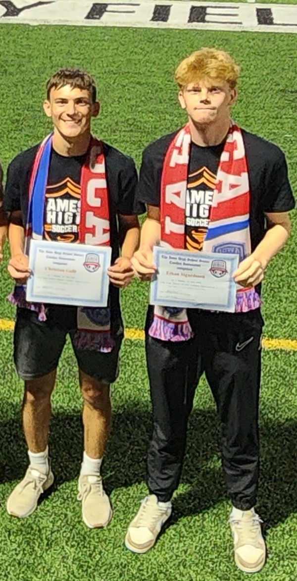 Congratulations to seniors Christian Gallt and Ethan Sigurdsson on being selected to the All-Tournament Team!