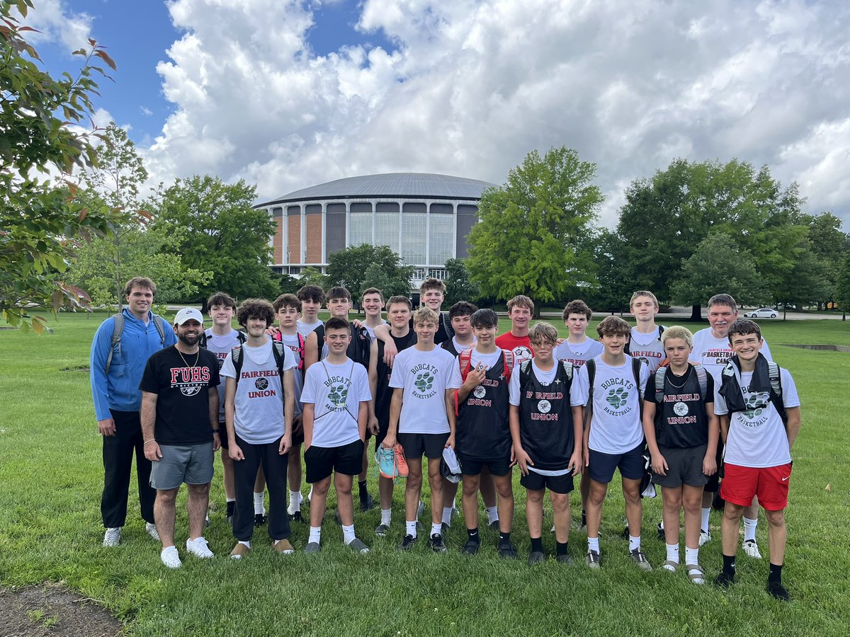 We had a great time at Ohio University Team Camp! It was a weekend full of competing, learning, and, most importantly, bonding. There’s a lot of work ahead, but we’ve got our eyes set on a return trip to the Convo in Spring 2026!! 🏀🐾 #WeOverMe