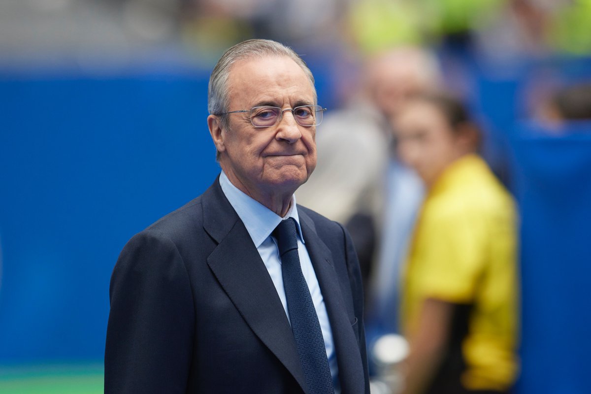 ActuFoot_'s tweet photo. 🚨 𝗙𝗟𝗢𝗥𝗘𝗡𝗧𝗜𝗡𝗢 𝗣𝗘𝗥𝗘𝗭 𝗧𝗥𝗔𝗩𝗔𝗜𝗟𝗟𝗘 𝗦𝗘𝗖𝗥𝗘̀𝗧𝗘𝗠𝗘𝗡𝗧 𝗦𝗨𝗥 𝗨𝗡𝗘 𝗥𝗘𝗖𝗥𝗨𝗘 ! 🤫🤍
 
Le joueur en question 𝗝𝗢𝗨𝗘 𝗖𝗘 𝗦𝗢𝗜𝗥 la finale de la Ligue des Nations. 🤔
 
Ce n’est pas Nico Williams 🇪🇸. ❌
 
 🗞️ @as_maroto https://t.co/AicTJFonwk