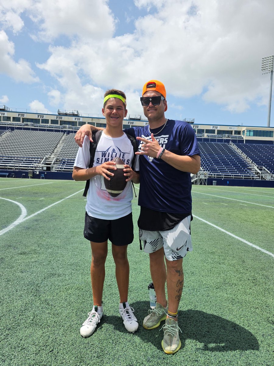 GavinPritzkau's tweet photo. Great day at FIU! πΎ Thank you coaches for the conversations and coaching! @QB_CoachColeman @HCWillieSimmons Iβll be back!!
Thank you @baylintrujillo for all that you do for me. #ChasingGreatness #ChasingGod
@FIUFBRecruiting @kevin_barral @QBHitList @Qb1Nation @Jblake_8 @KoreenBurch @CoachDrafts @DorringtonMyers @tgt_training @PrepRedzoneFL @247Sports @On3Recruits @Excelspeed12 @THEPLATFORMDR @PrepRedzoneNext @RivalsLandyn @connersmith04 @StatZ_G @MacCorleone74 @JButler_210 @Excelspeed12
@sixstarfootball @Marchen44 @RyanWrightRNG @CenFLAPreps @DanLaForestFB @247recruiting @LawrenceBl83397 @BHoward_11 @JerryRecruiting @FLVarsityRivals @shaynep_media @RealNews102 @PlayBookAthlete @TomLoy247 @overlookedtexas @EdOBrienCFB