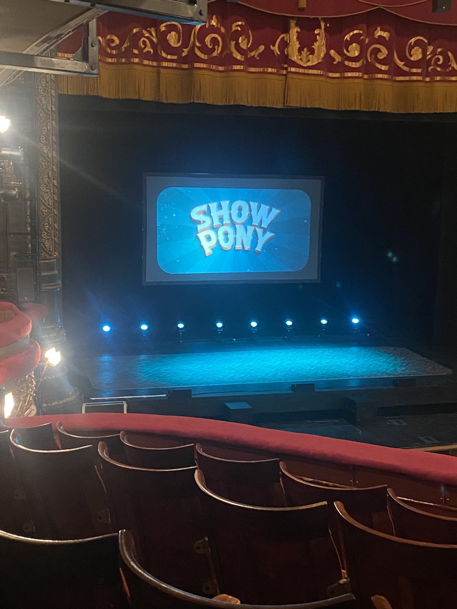 SarahDevall's tweet image. #NickMohammed at @GrandTheatreLS1 tonight! Looking forward to this! It’s going to be good! #ShowPony