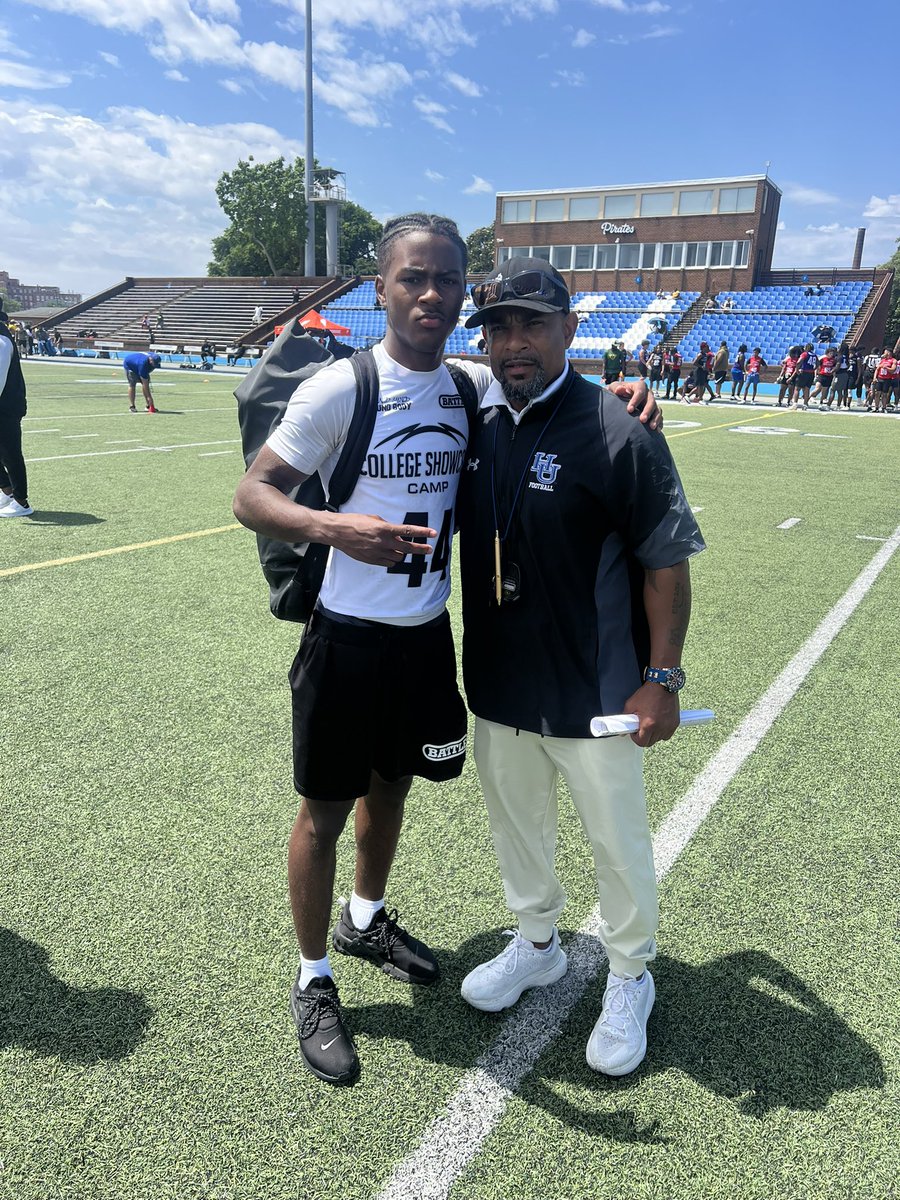 Jaidyn Martin (@jaidyn1martin56) on Twitter photo After a great conversation with <a href="/trent_boykin/">Trenton C Boykin🏴☠️⚓️🐧</a> i am BLESSED to recieve a offer from HAMPTON UNIVERSITY!🖤💙 <a href="/CoachBlackwell_/">Curtis Blackwell II</a> <a href="/AshtonAikens/">Coach Aikens</a> <a href="/BobbyBlizzard_/">Bobby Blizzard</a> <a href="/MarcSutherland_/">Marcus Sutherland</a> After a great conversation with <a href="/trent_boykin/">Trenton C Boykin🏴☠️⚓️🐧</a> i am BLESSED to recieve a offer from HAMPTON UNIVERSITY!🖤💙 <a href="/CoachBlackwell_/">Curtis Blackwell II</a> <a href="/AshtonAikens/">Coach Aikens</a> <a href="/BobbyBlizzard_/">Bobby Blizzard</a> <a href="/MarcSutherland_/">Marcus Sutherland</a>