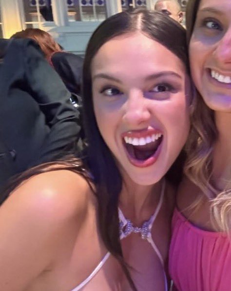 louisa ʚɞ (@misguidedguts) on Twitter photo 