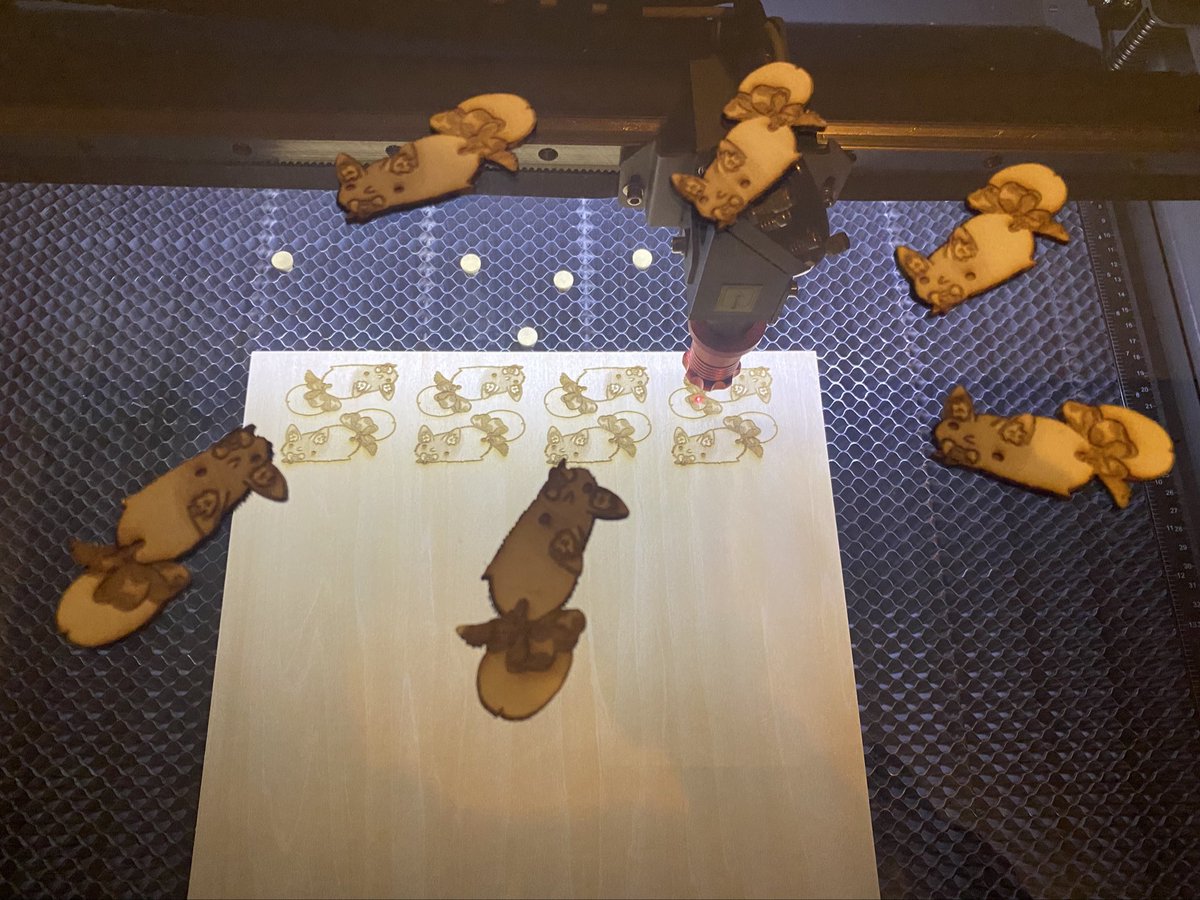 The Korsches watch as their numbers multiply. 

#KirschedArt