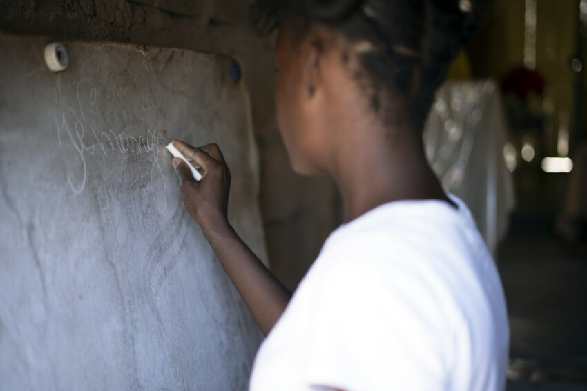Girls' right to education must be protected and fulfilled. This #DayoftheHaitianChild, we call for #EducationInEmergencies to be recognised as a life-saving and life-sustaining investment.

#UniteForPeace #NationalDayoftheHaitianChild2025