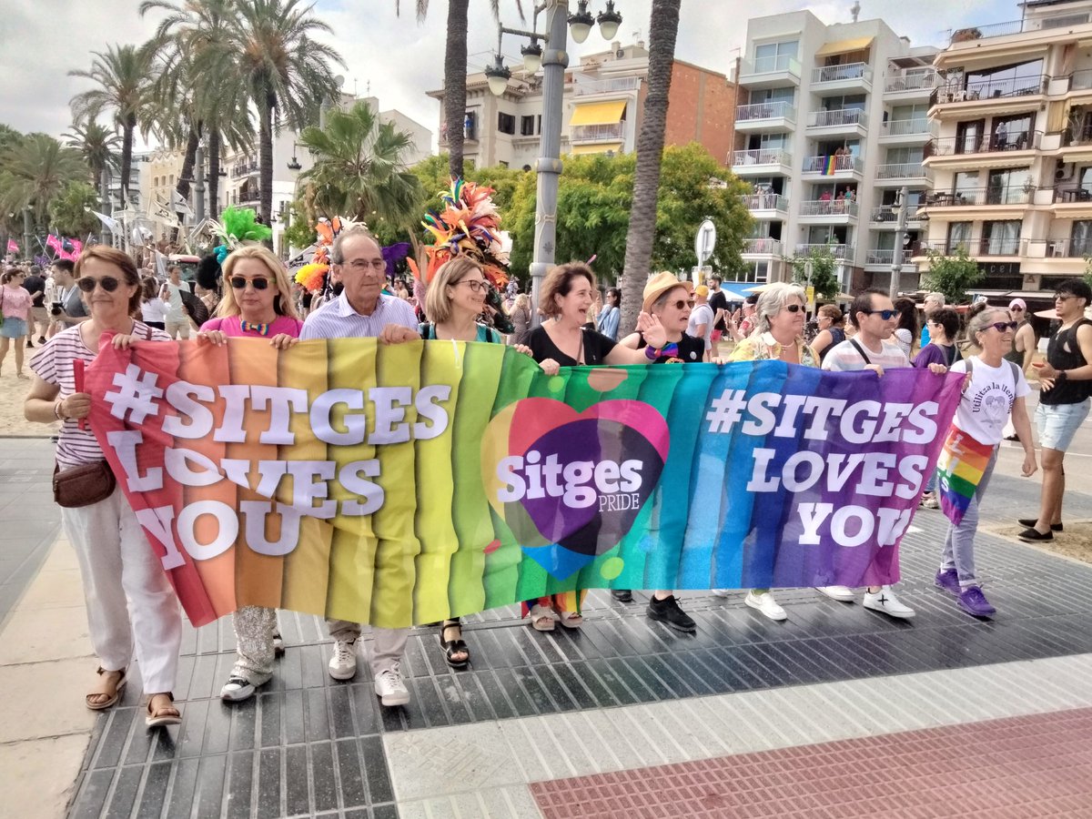 #OrgullSitges2025🏳️‍🌈🌈 drets!