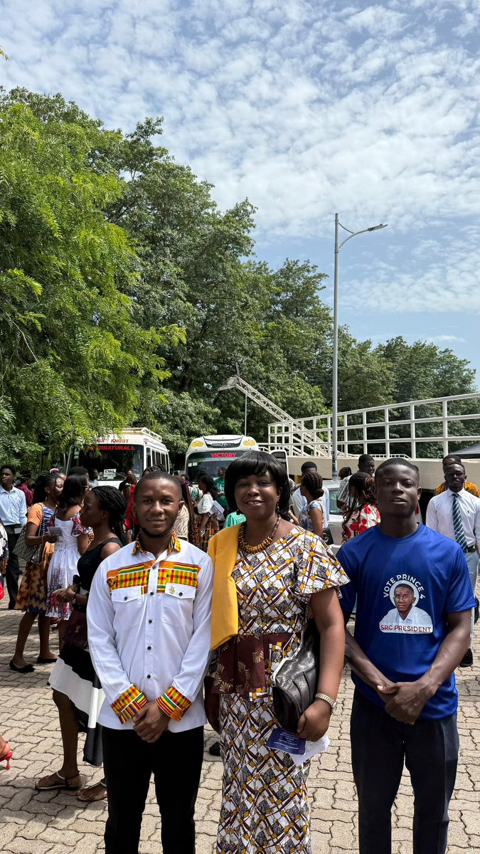 odprincee's tweet image. The call for integrity and national transformation at the SCC Service today resonates deeply with me. 

Meeting the esteemed &quot;mothers&quot; of KNUST at the SCC service was a true honor, and I&apos;m eagerly looking forward to the opportunity to collaborate with them.

#Prince4SRC | #SCC